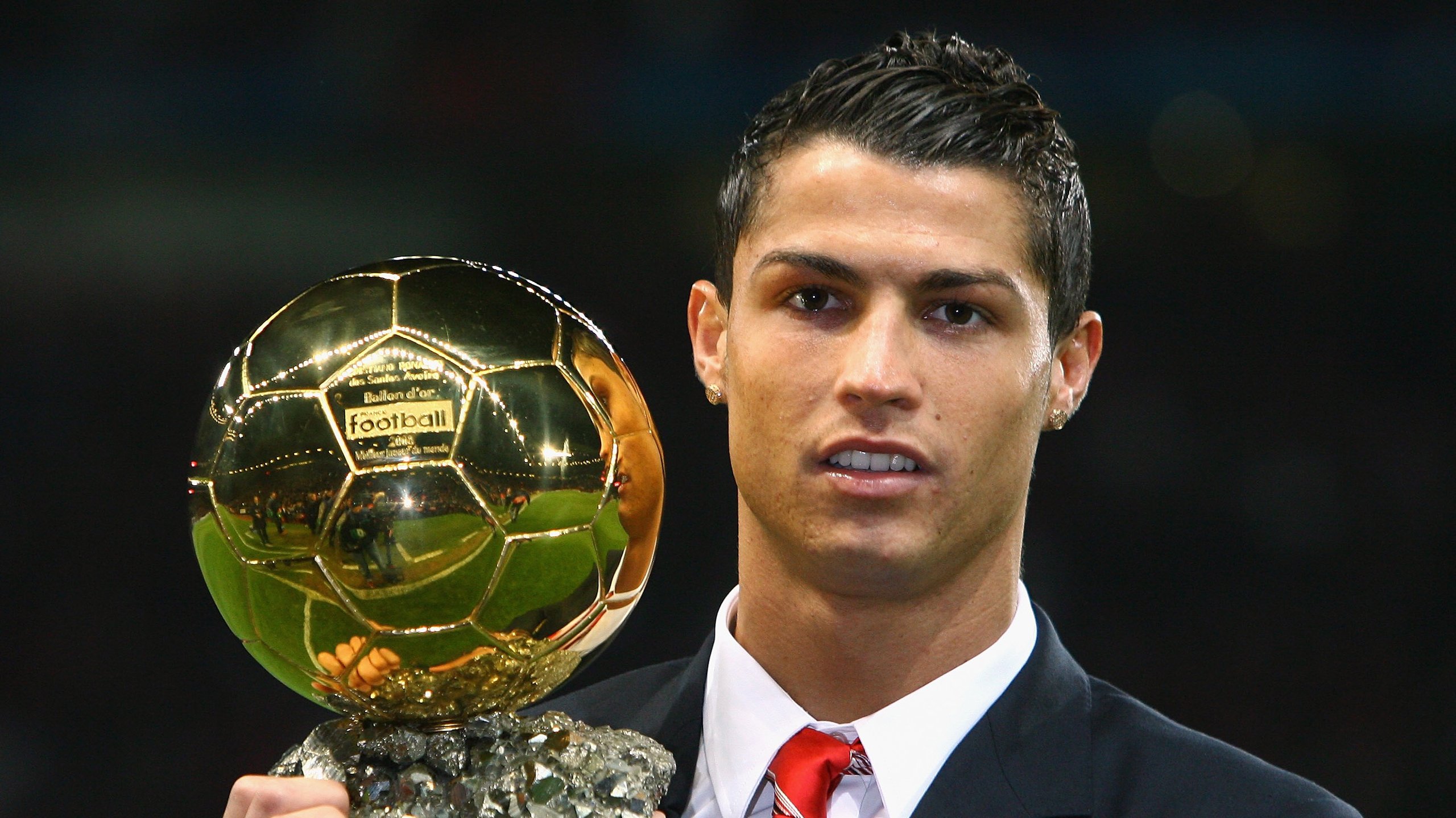 多特蒙德主帅放话：欧冠半决赛必胜切尔西，若昂·菲利克斯冷笑回应